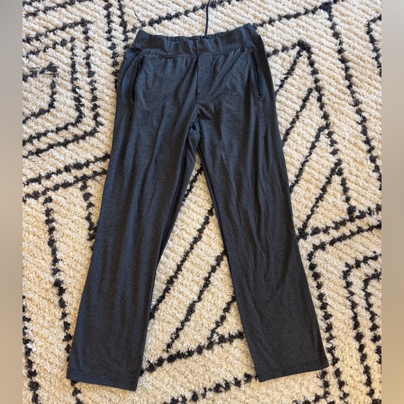 Lululemon sweatpants - Picture 1 of 4